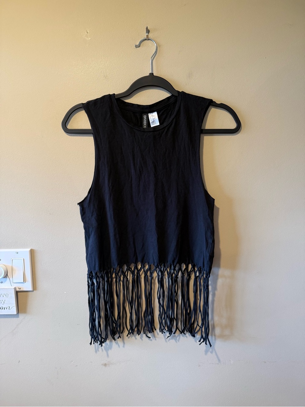 Divided by H&M Black Fringe Hem Crop Tank Top - Picture 4 of 9